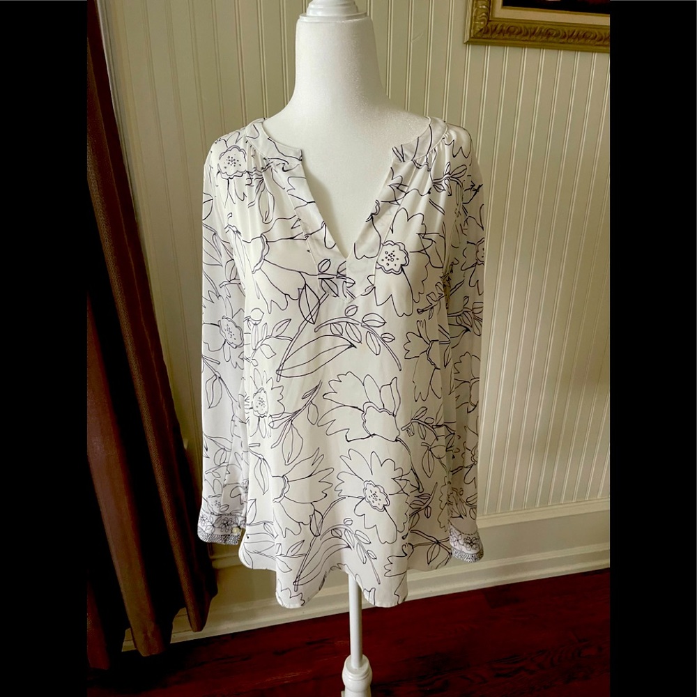 Womens long sleeve shirt